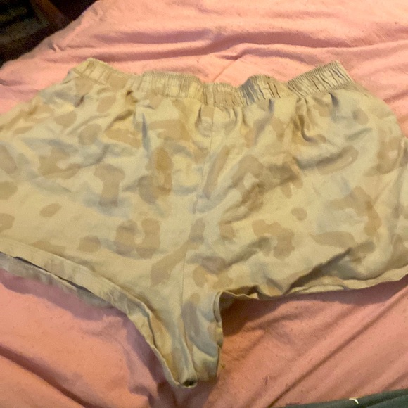 shows too much of my butt - Picture 2 of 2